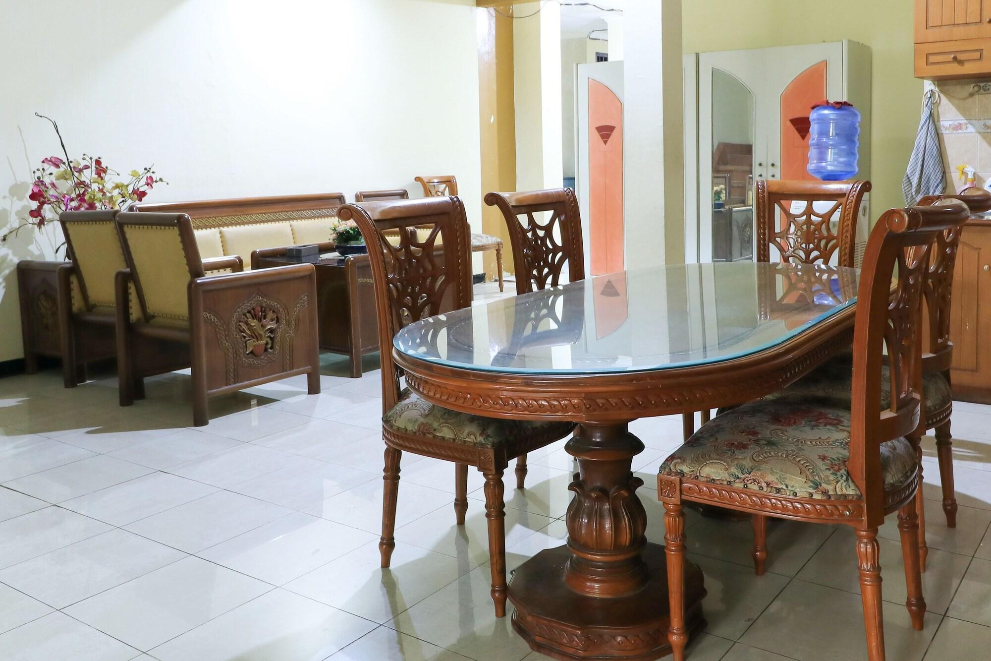 Guest House Samarinda Exterior foto